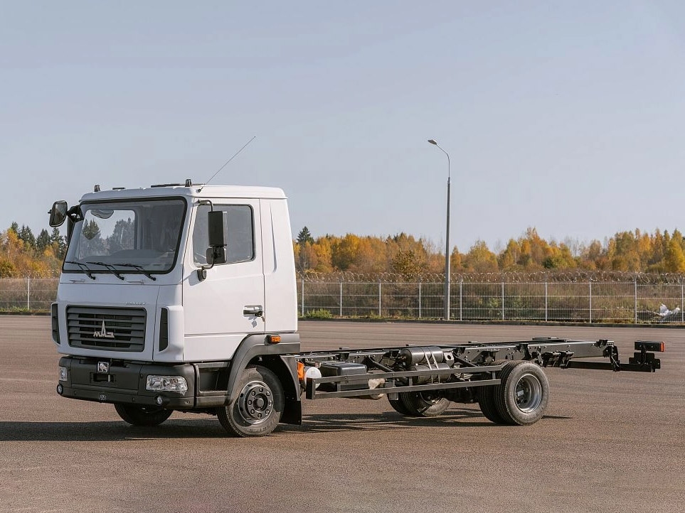 Шасси МАЗ-437121-540-000 4×2